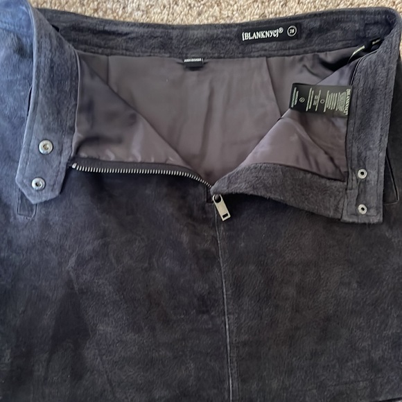 Blank NYC Free People Dark Gray Suede Mini Skirt - Picture 4 of 9